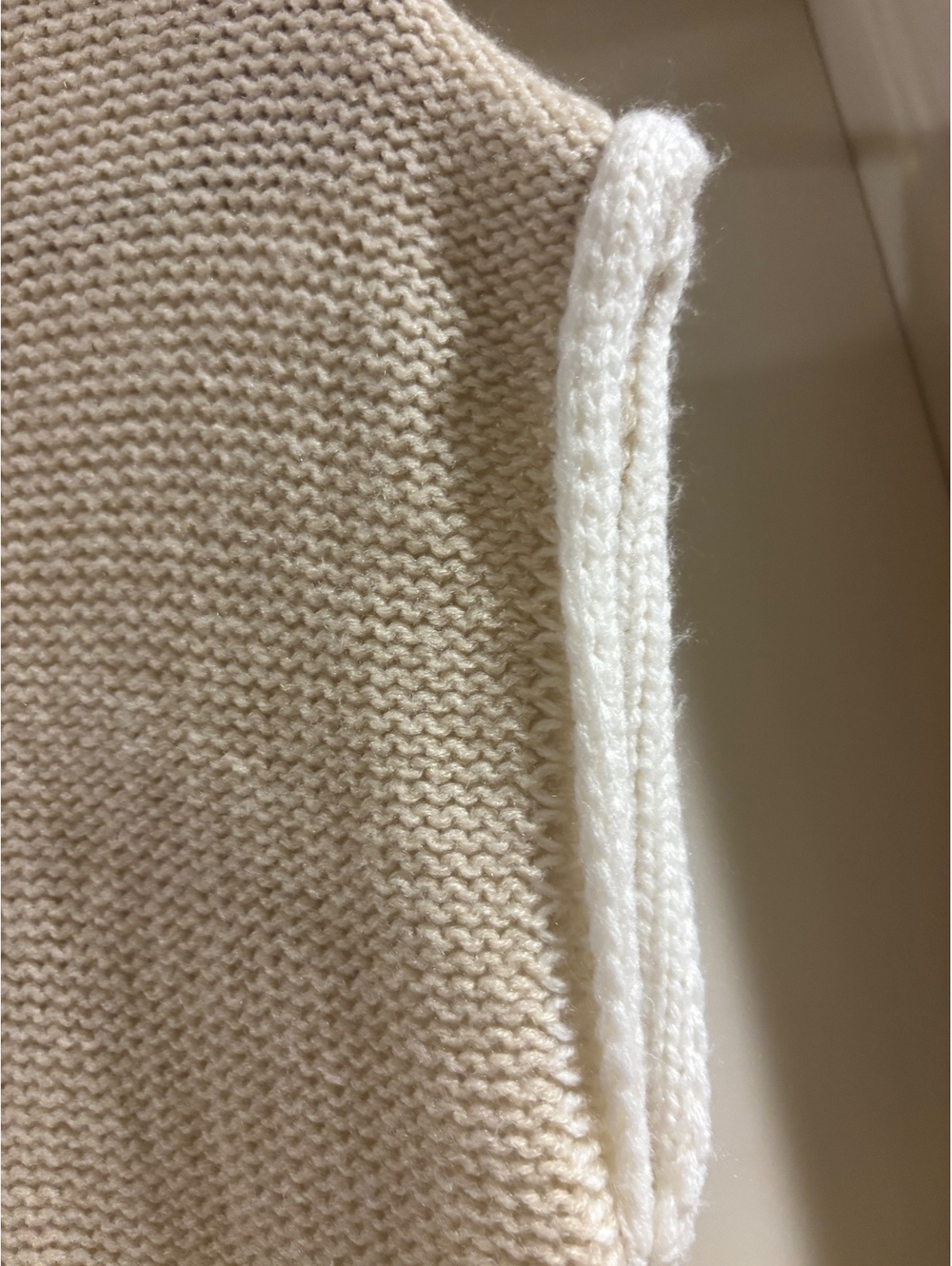 Boutique Knit Sweater Vest Beige Cream Color Block Soft Cozy Women’s S - Picture 4 of 6